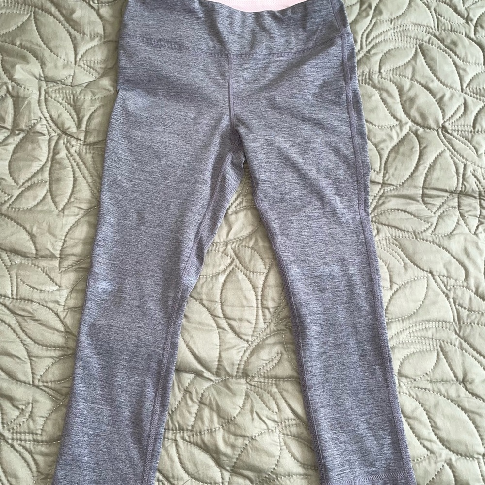 Grey leggings